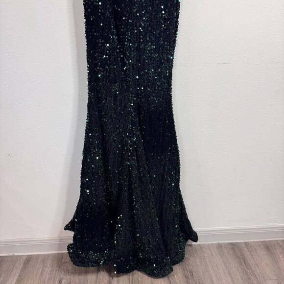 Miss Ord One-Shoulder Black-Green Sequin Evening Gown – Size S - Picture 3 of 9